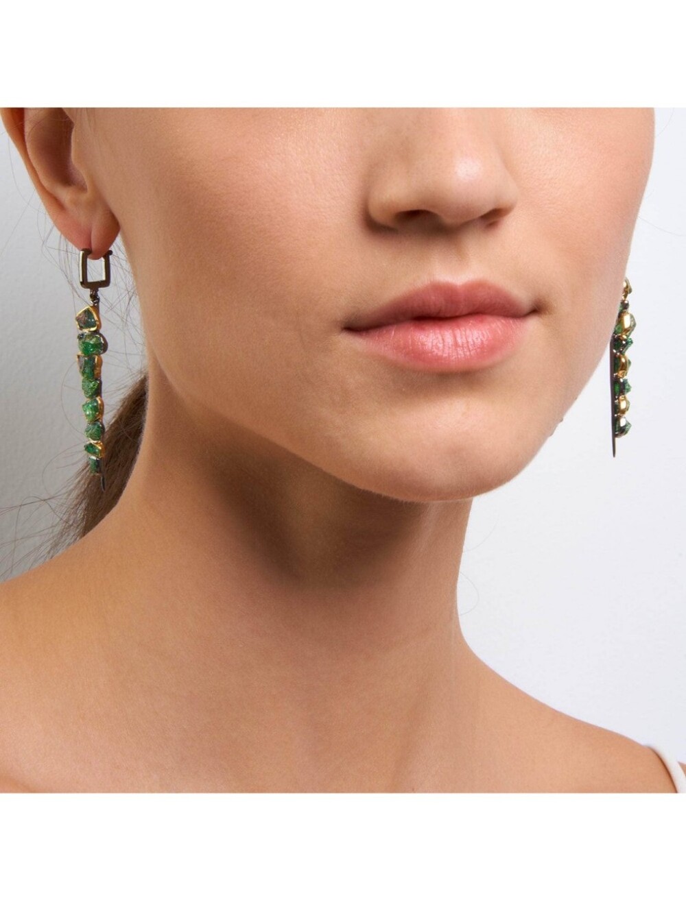 Tsavorite Garnet 18K 925 Black Rhodium Earrings -German Kabirski- Luxury Jewelry - Picture 5 of 12